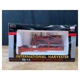 1/16 IH TD-14 Crawler NIB SC
