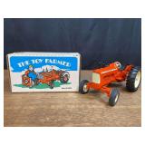 1/16 AC D19 1989 NFTS NIB Ertl