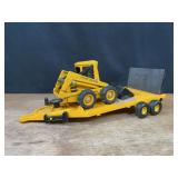 (2) 1/16 John Deere Skid Steer + Trailer Ertl