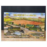 John Deere Train Set NIB Athearn