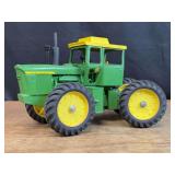 1/16 John Deere 7520 Ertl