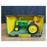 1/16 John Deere 420 NIB Ertl