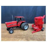 (2) 1/16 IH 5288 + Mixer Mill Ertl