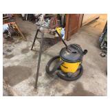 Pipe Vise and Shop Vac