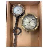 (2) 200 PSI Pressure Gauges