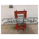 Michelob Neon Sign