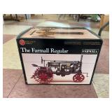 1/16 Precision Classic Farmall Regular