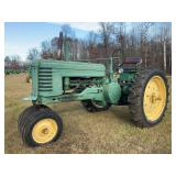 1952 John Deere Late Styled Model B