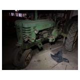 1940 John Deere Early Styled Model B