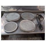 Assorted Pizza Pans and Lange Ladels