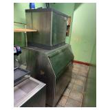 Scotsman BH900C Ice Maker