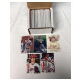 200ct. Box of Modern Baseball Teams Rookies & Stars w/ Inserts & Parallels