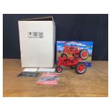 1/12 Farmall F20 NIB Franklin Mint