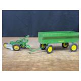 (2) 1/16 John Deere Plow + Wagon