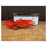 1/16 McCormick 200 Spreader Precision Ertl