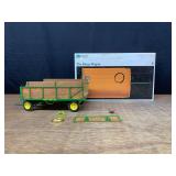 1/16 John Deere Barge Wagon Precision Ertl