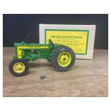 1/16 John Deere 320 1991 Back East NIB Nolt
