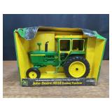 1/16 John Deere 4010 Collector NIB Ertl