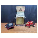 1/16 Farmall 560 Hi-Clear 60th Anniversary Ertl