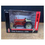 1/16 Farmall 1206 Precision Key NIB Ertl