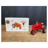 1/16 Farmall Super M 2006 St. Louis NIB SM