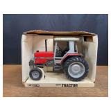 1/16 MF 3070 NIB Ertl