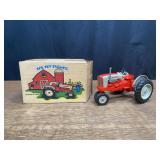 1/16 Ford 961 1986 NFTS NIB Ertl