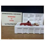 1/16 IH 82 Combine NIB SC