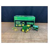 1/16 John Deere 110 L&G Set Precision Ertl