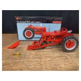 1/16 Farmall MD w/Loader Precision Ertl