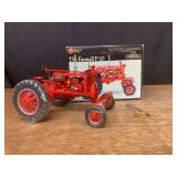 1/16 Farmall F20 Precision Ertl