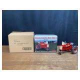 1/16 Farmall 450 Demonstrator 2002 Lafayette NIB SC