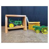 (2) 1/16 John Deere A + D NIB Ertl