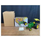 1/16 John Deere 3020 2005 Iowa FFA NIB Ertl