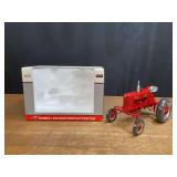 1/16 Farmall 400 High Crop 2003 Lafayette NIB SC