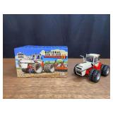 1/32 Case 4890 2014 NFTS NIB Ertl