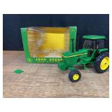 1/16 John Deere 4630 2006 Plow City Ertl