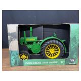 1/8 John Deere D NIB SM