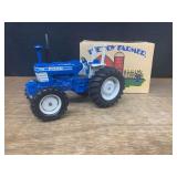 1/16 Ford 7710 1983 NFTS NIB Ertl