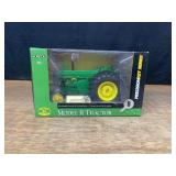 1/16 John Deere R Precision Key NIB Ertl