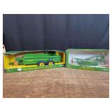 (2) 1/16 John Deere Spreader + Mower Ertl
