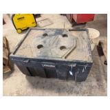 Dee Zee tool chest. Large.