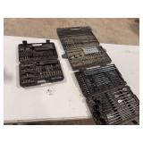 Various 1/4" Bits and drills.