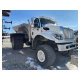 2012 IH Max Force Dry Fertilizer Spreader