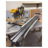 DeWalt Miter Saw w Stand