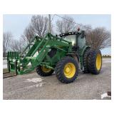 JD 6215R Tractor w/Loader
