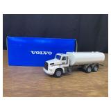 1/50 Volvo NL10 Water Tanker Truck NIB Conrad