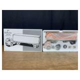 1/34 Graham White 3000 Semi NIB 1st Gear