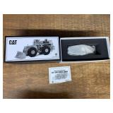 1/87 Caterpillar 994D Wheel Loader NIB CCM