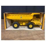 1/25 IH Pay Hauler Dump Truck NIB Ertl
